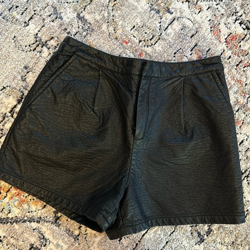 NWT faux lea black shorts